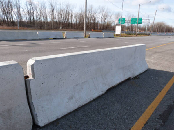 <a href="https://www.signel.ca/en/produit/concrete-barricade-for-construction-sites-new-jersey/">Concrete barricade for construction sites (New Jersey)</a>