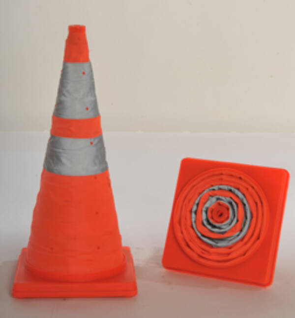 <a href="https://www.signel.ca/en/produit/collapsible-cones/">Collapsible cones</a>