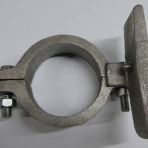 Adaptateur pour poteau rond