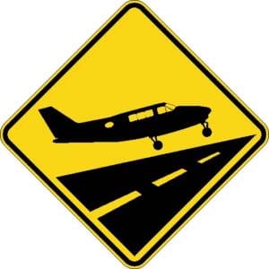 Vol à basse altitude, aéroports homologués publics et privés