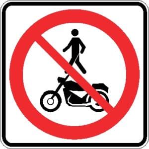 Accès interdit aux piétons et aux motocyclettes