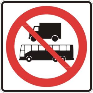 Accès interdit aux camions et aux autobus interurbains
