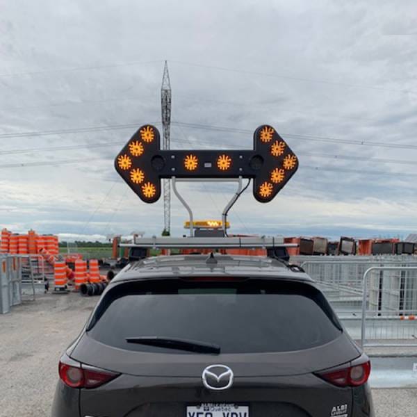 Flèche de signalisation (conforme MTQ) – Image 6